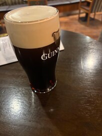 Worst pint of Guinness I’ve ever been served. Disgrace. Train your staff.