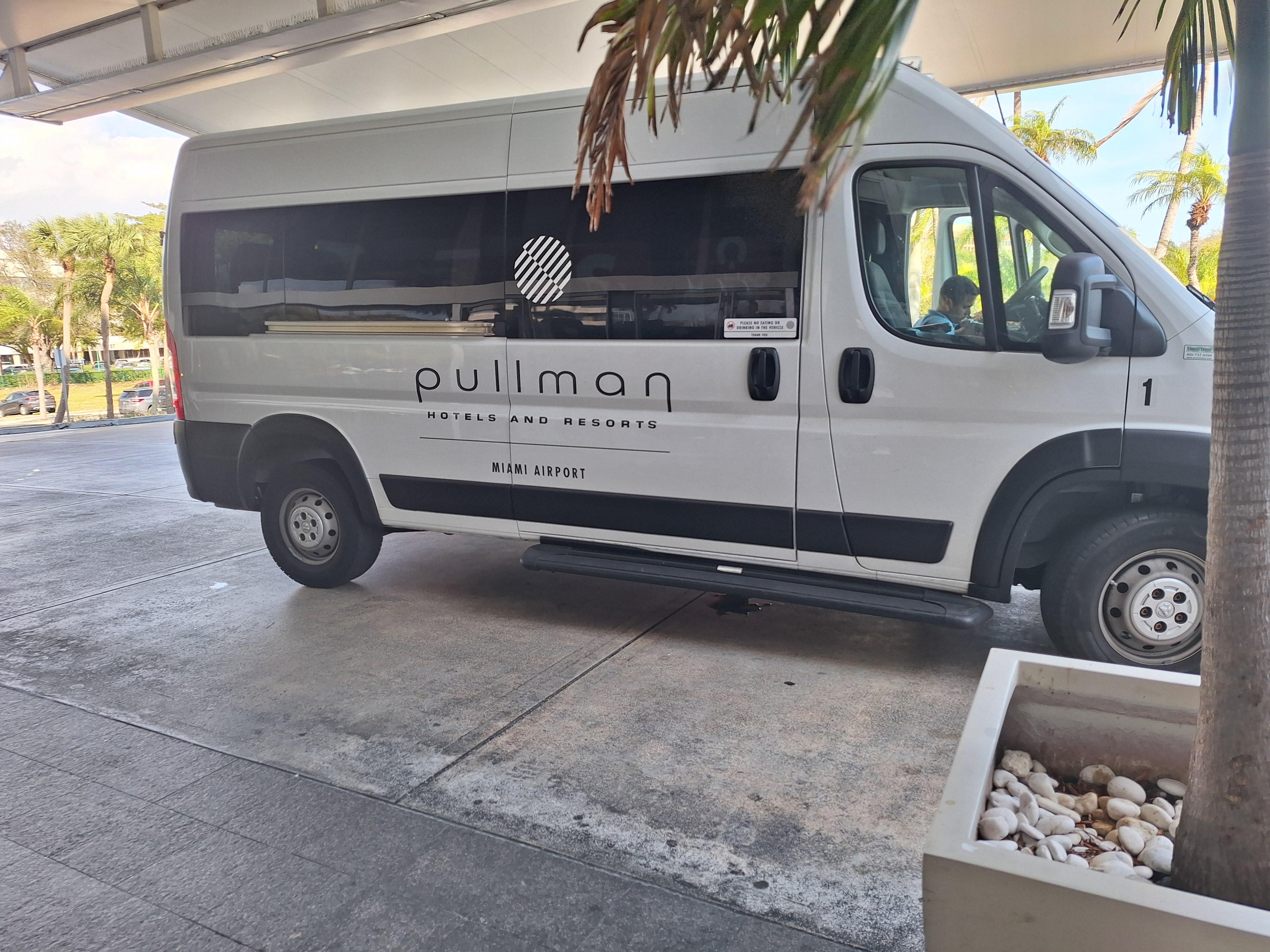 Free Shuttle to and from Airport 