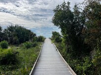 6 to 10 min walk to beach