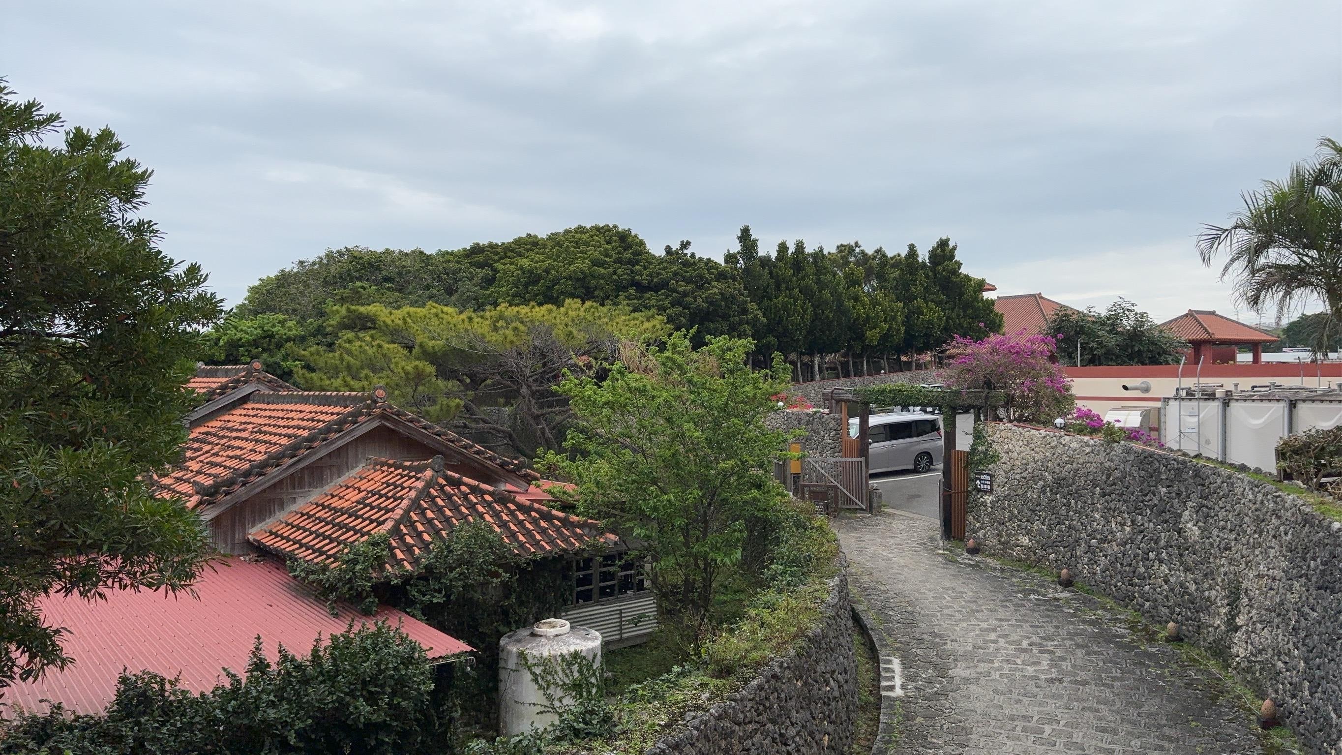 ホテルから見た敷地内