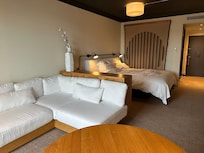 Studio Extra overlooking Shoreditch high street