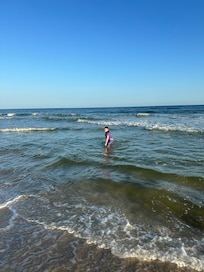 Sea landscape right I. Front of the house