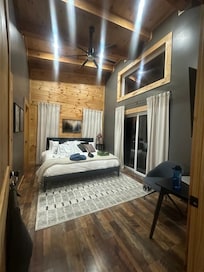 Comfy memory foam bed, huge walk-in closet off to the left, beautiful decorative details. (Sorry of the lousy pic.)