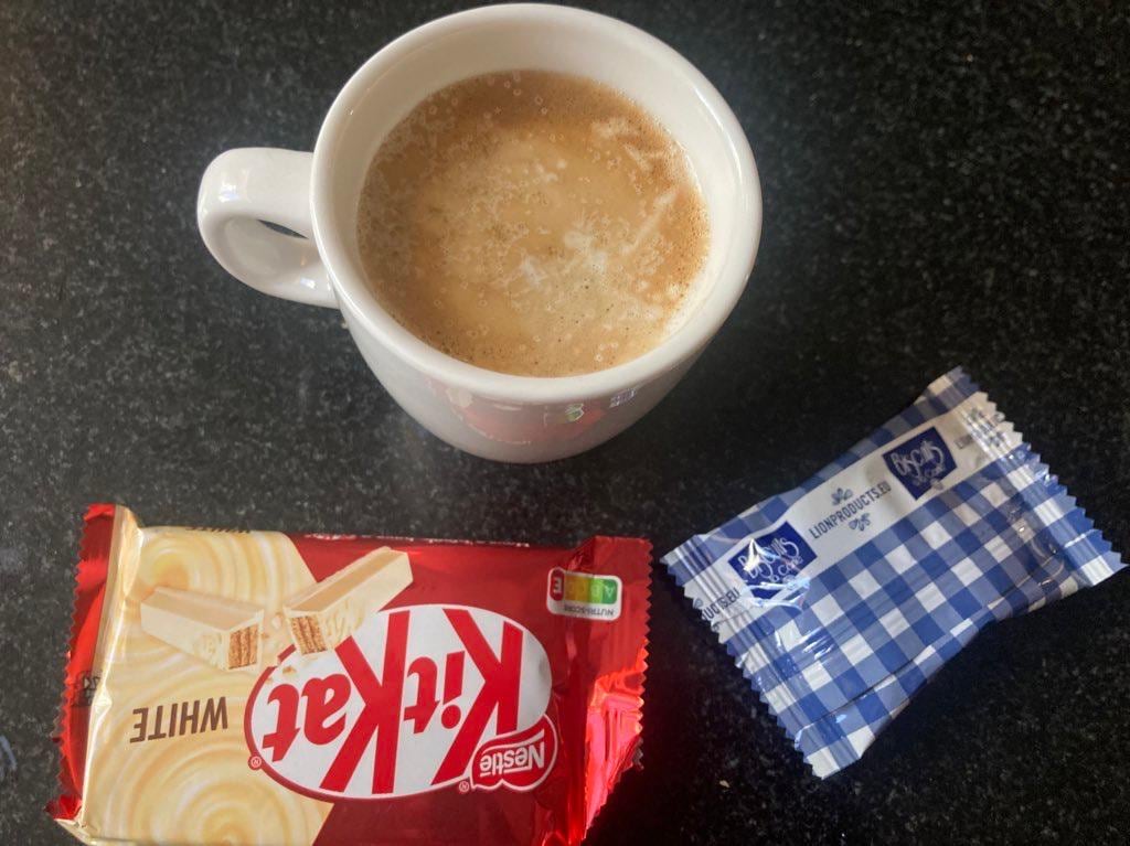 コーヒーとクッキー