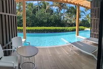 Garden view swim up was well worth it. Quiet evenings in room and walk around to pool side for entertainment events