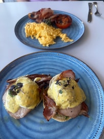 Eggs Benedict