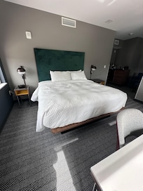 Junior suite with King bed