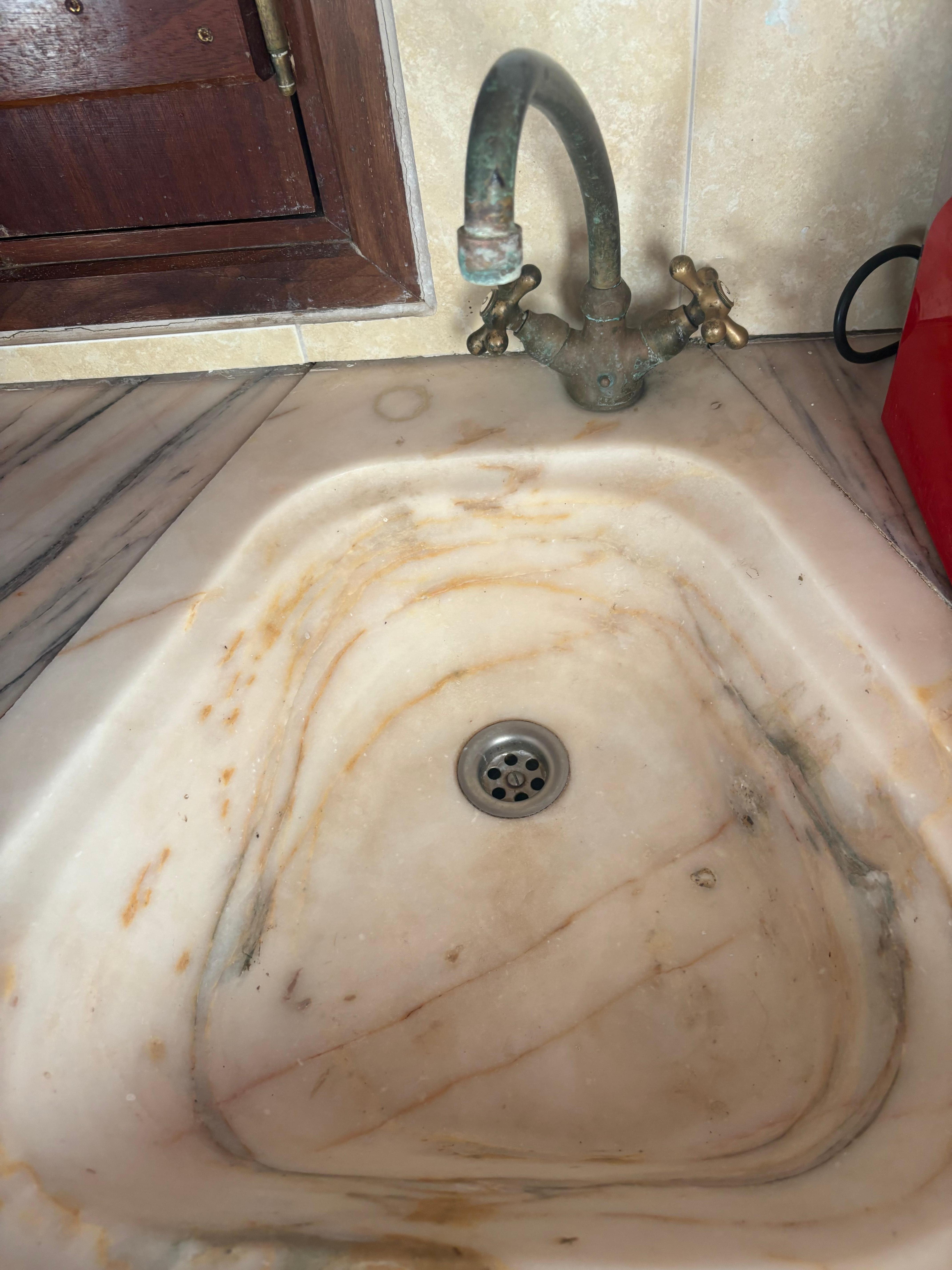 Filthy kitchen