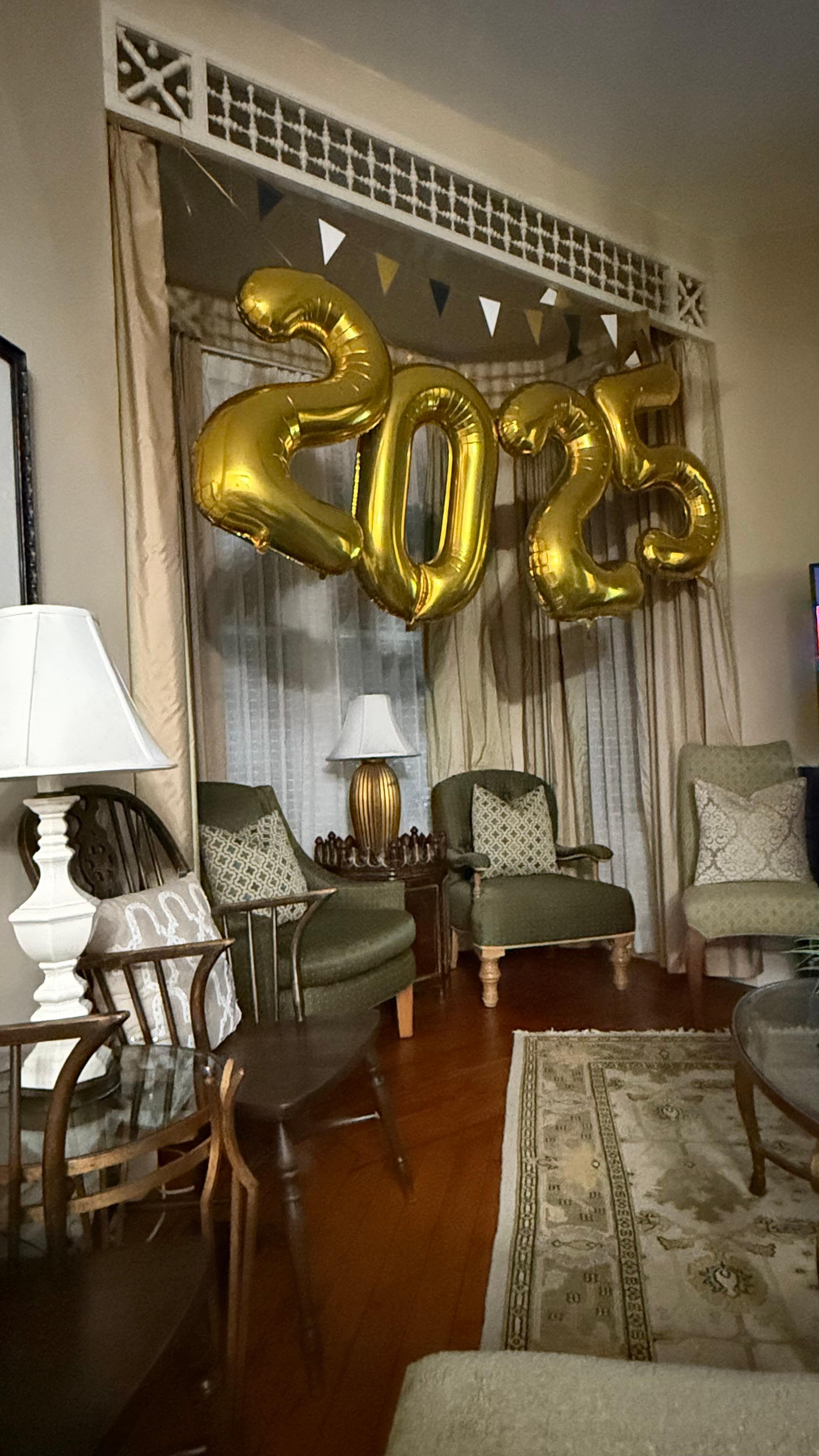 Focal area for our Graduates Celebration!
Fun and Festive!