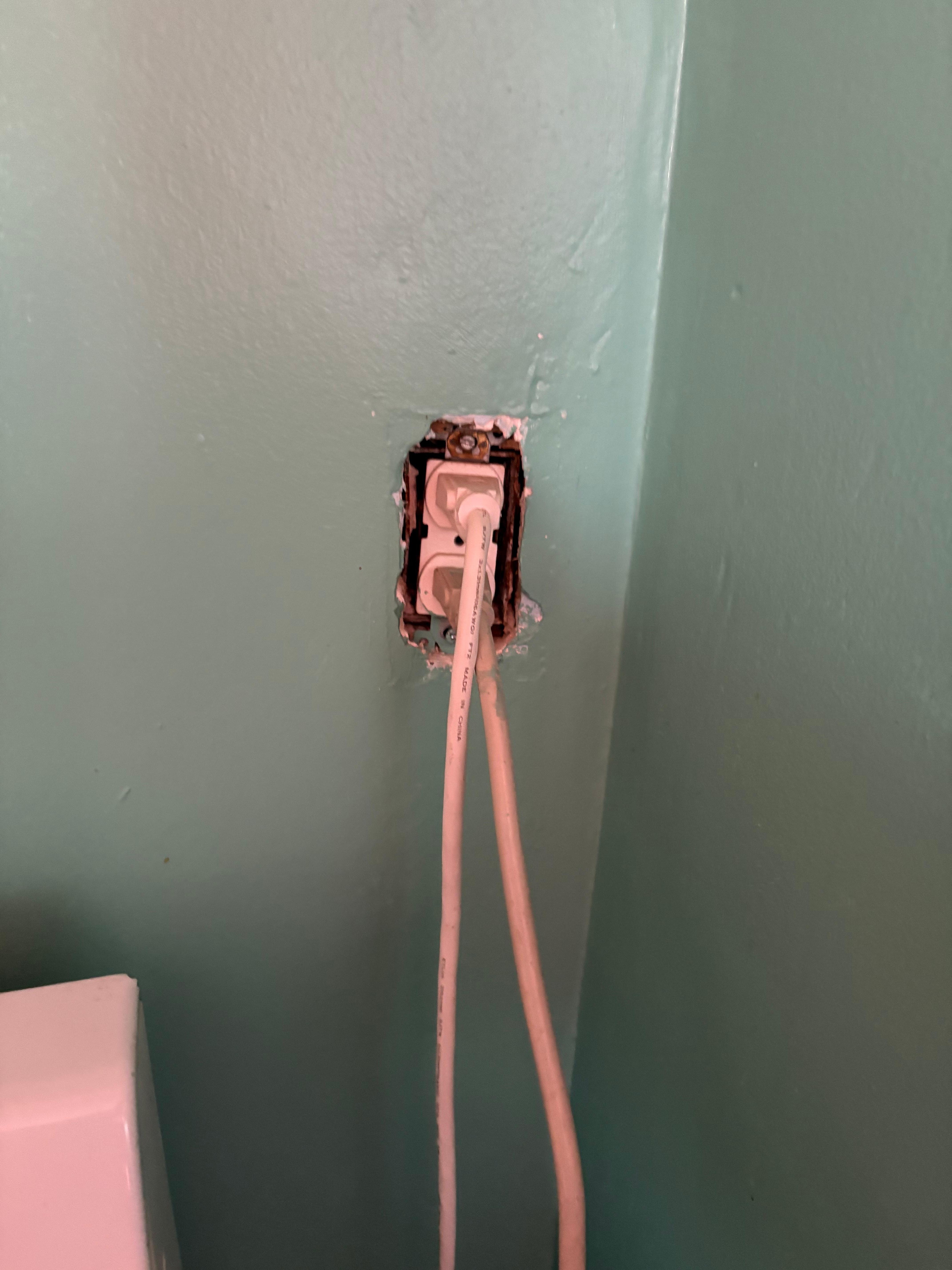 No cover on the outlet itself