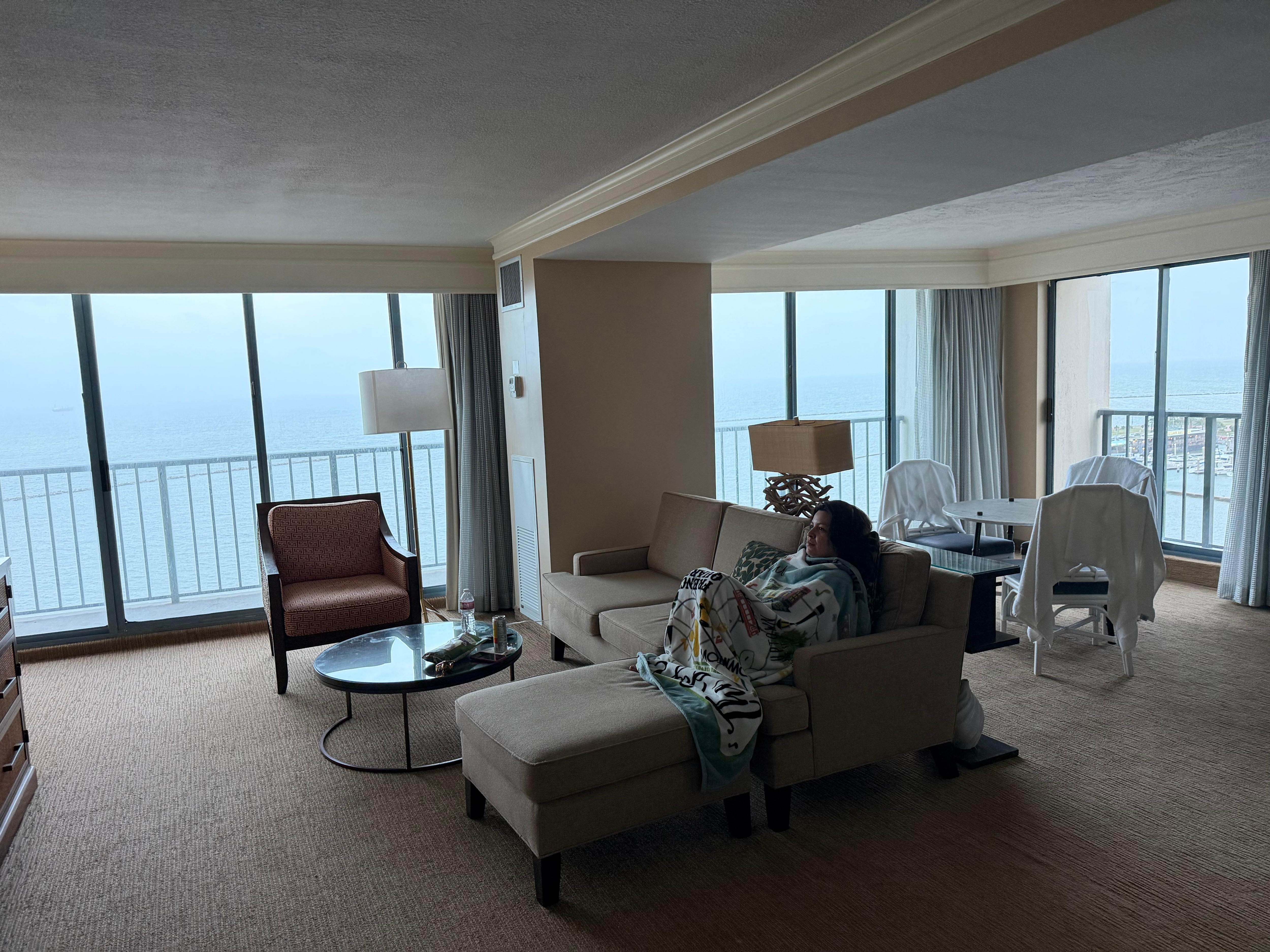 Bay view suite
