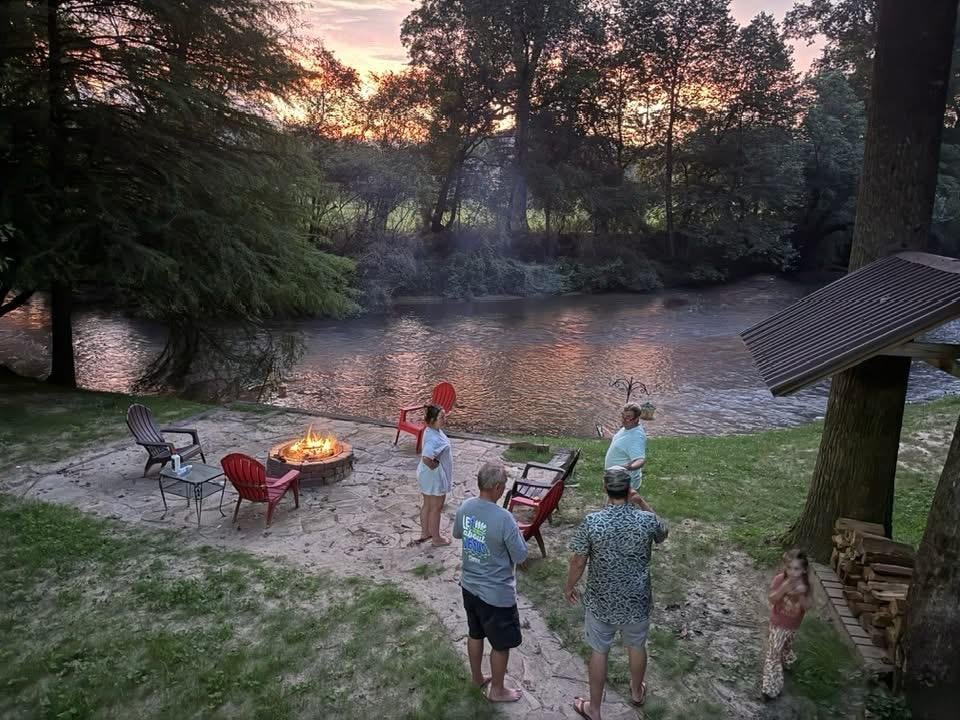 Had family over for s’mores on our last night there. We got to see the mama deer with her little one swimming in the river. So adorable!