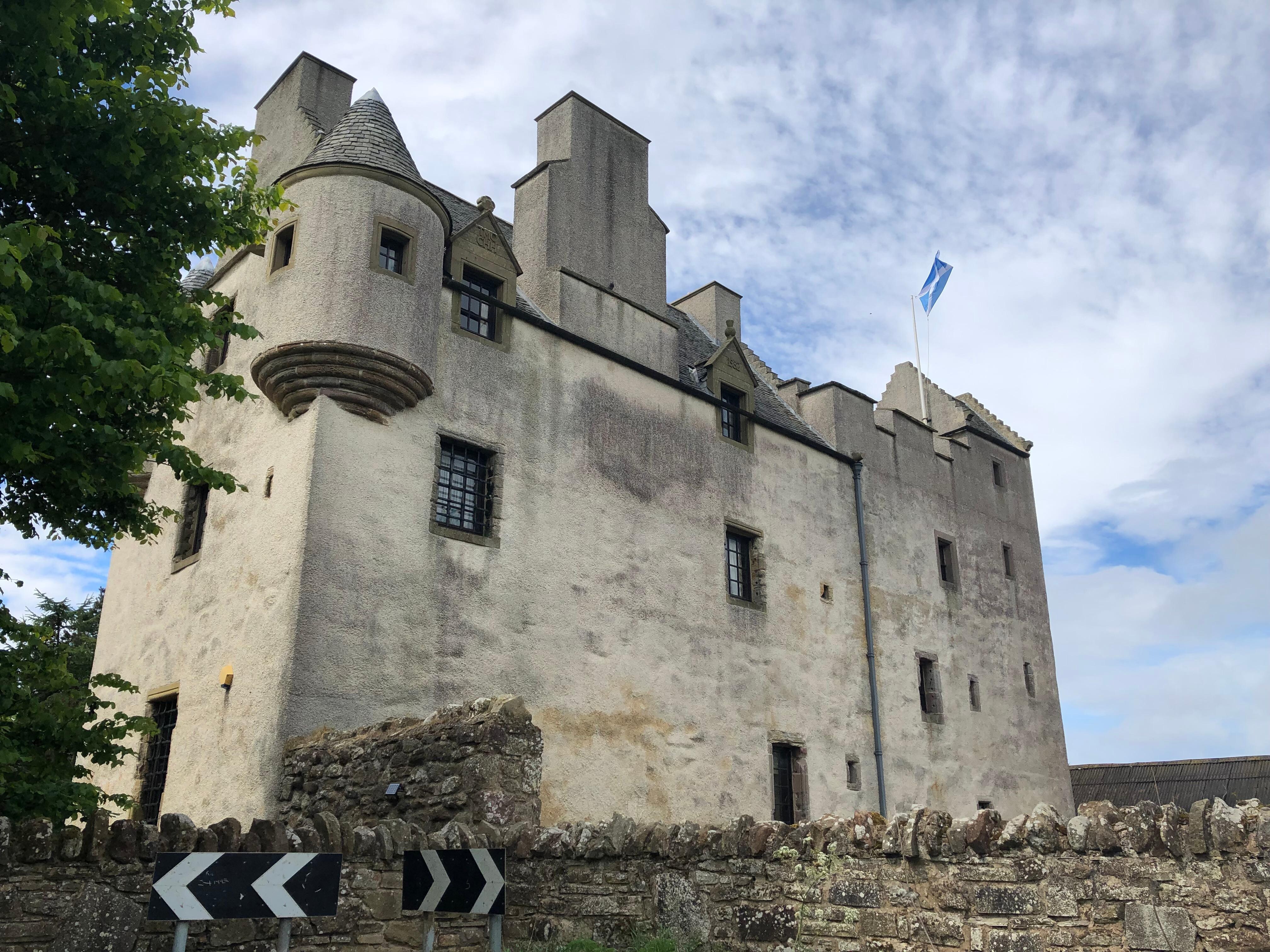 Fa'Side Castle
