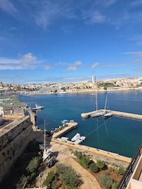 View from a partial Seaview room, level 8