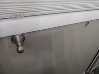 Missing towel rack in Master Bathroom.