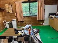 玄関開けてすぐリビング&キッチン