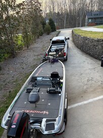 Plenty of room to bring the boat.