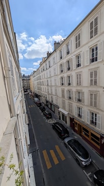 Looking left out of my 3rd floor window.
