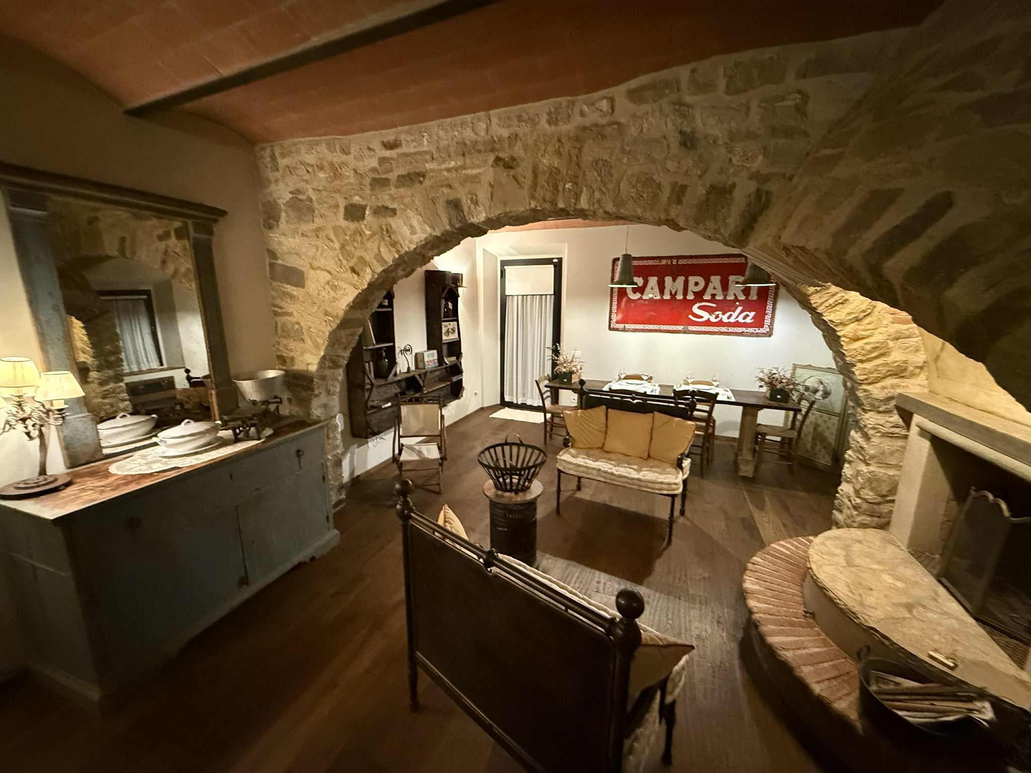 Gorgeous living and dining area. 
