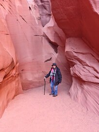 At the nearby Antelope slot canyon tour
