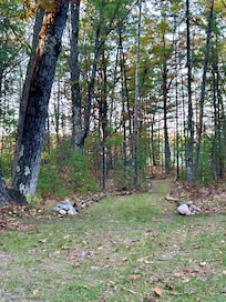 Loved that the trail and river were right behind the cabin.