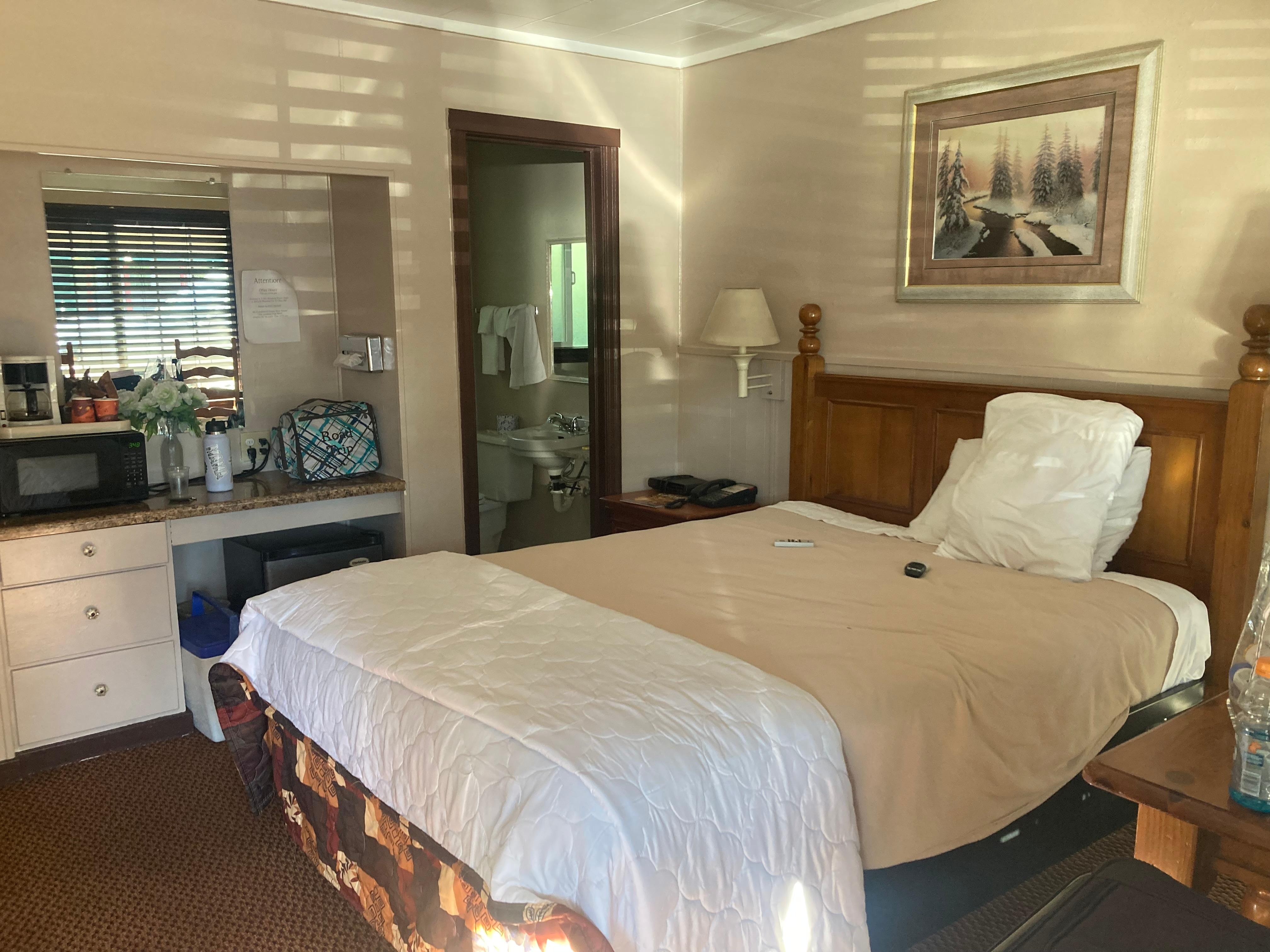 Cozy room and very comfortable bed. 