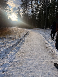 Walking distance to the eating area