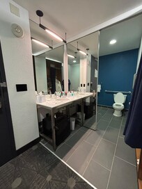 Bathroom area - very nice layout, but nowhere to hang towels