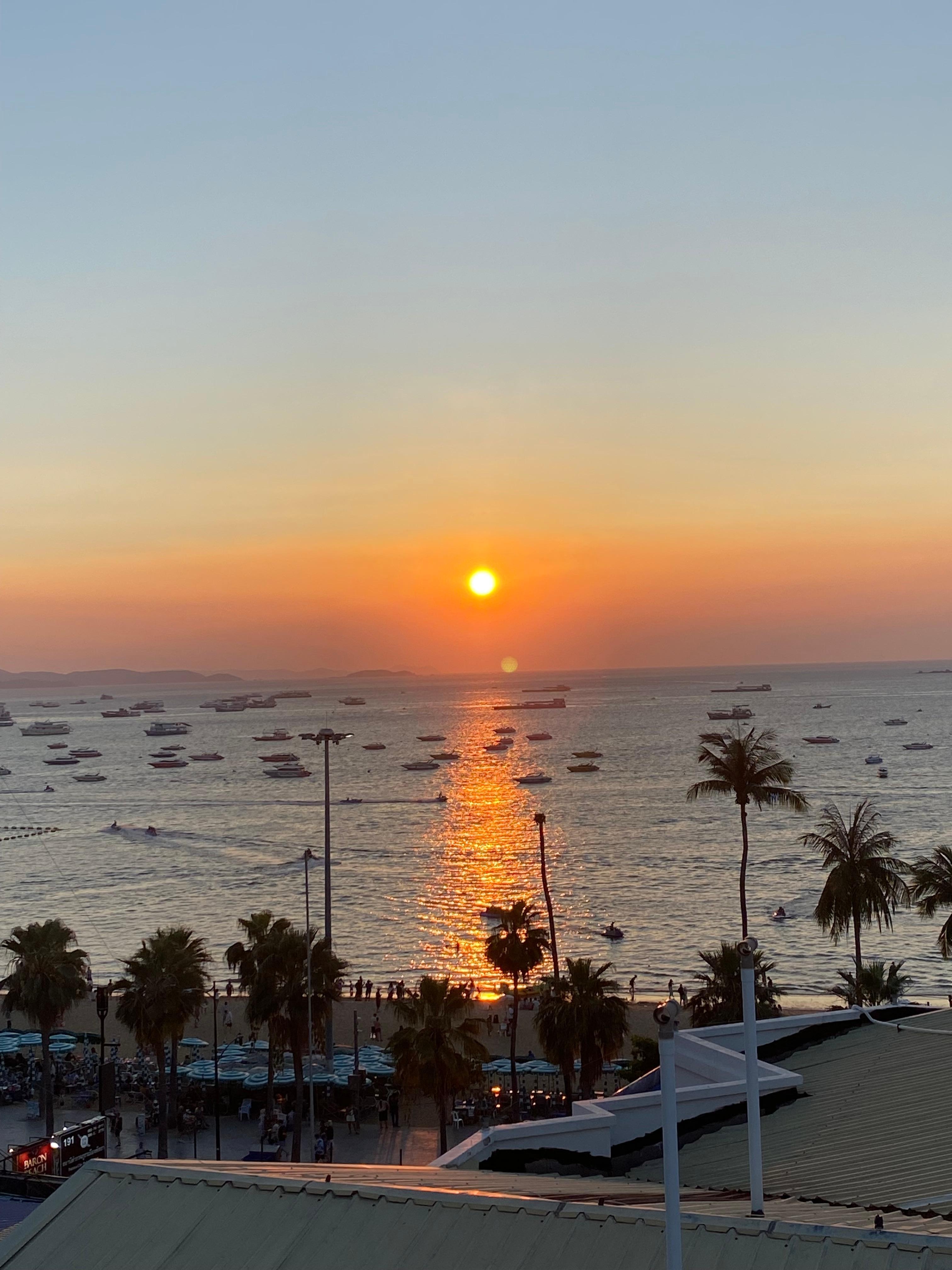 Fra hotel takterrasse.