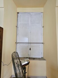 da ist gar kein Fenster dahinter