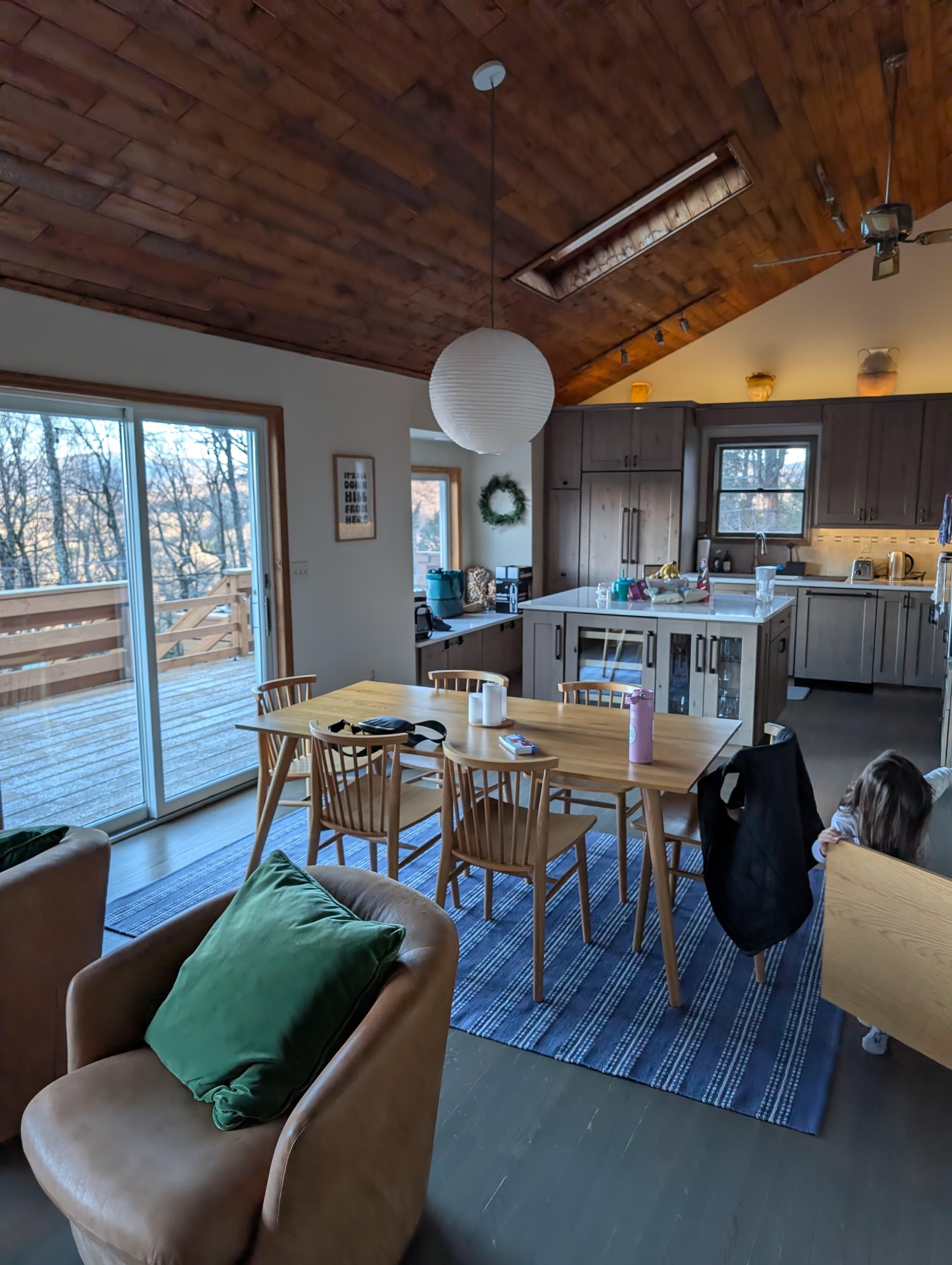 Can’t see it in this photo but we loved the fireplace!! Nice touch