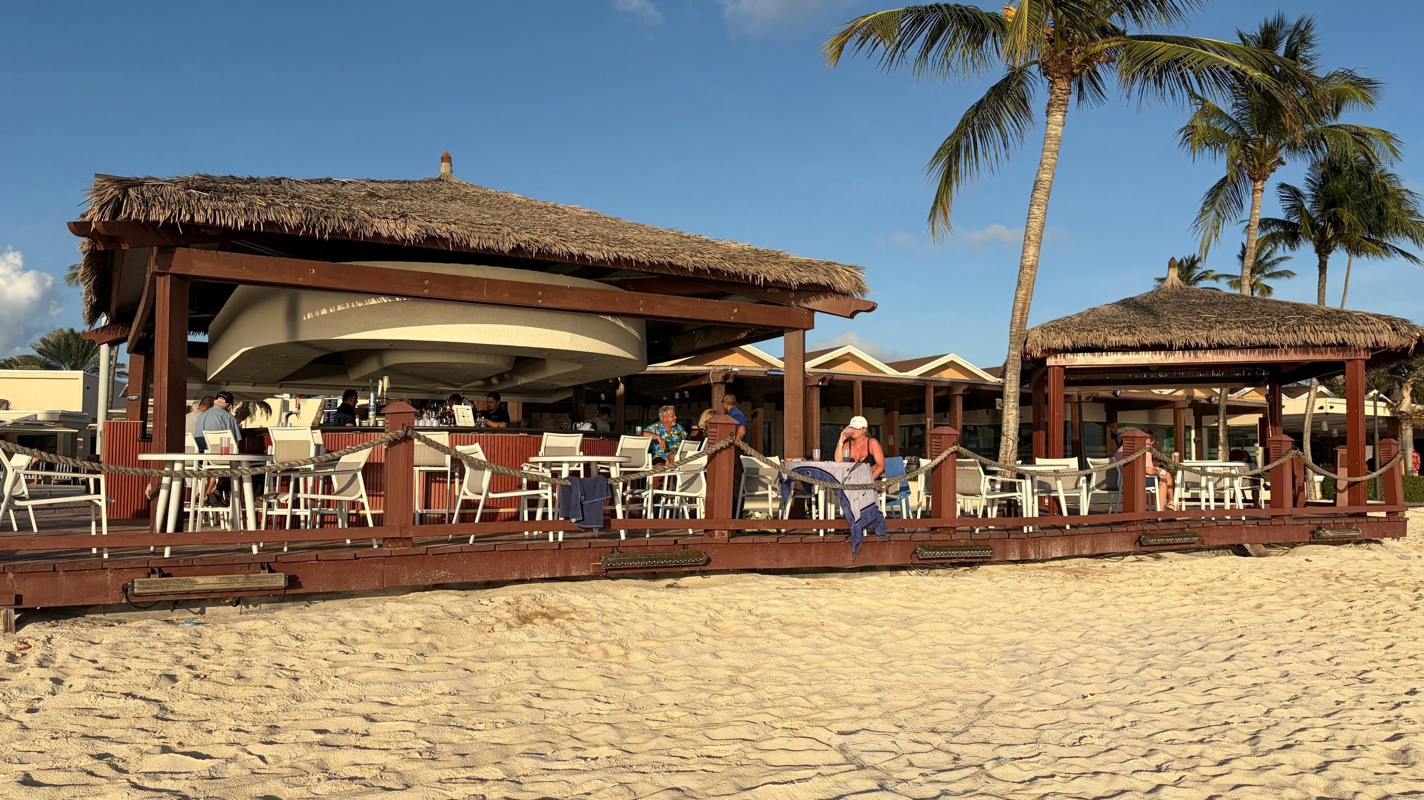 Divi beach bar - Druif Beach