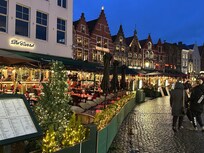 Restaurants within walking distance