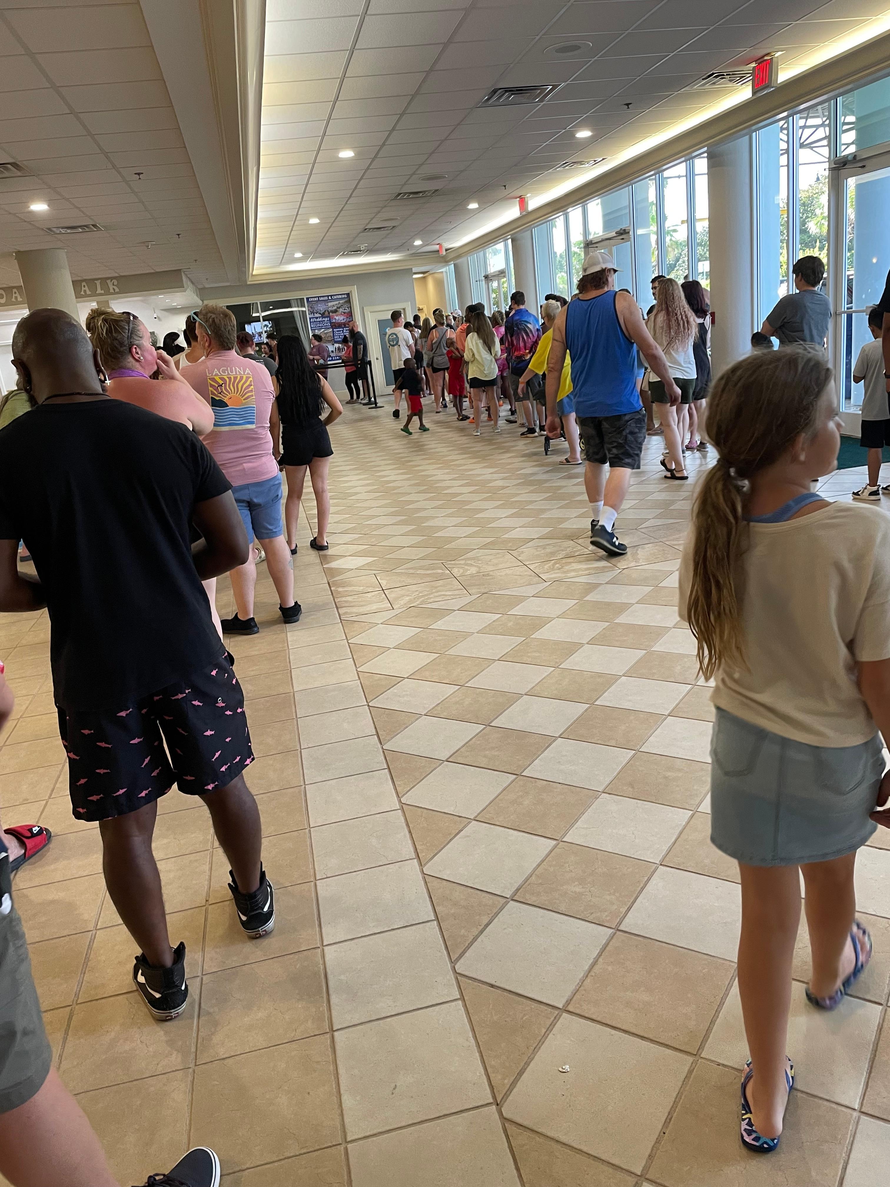 Line at 6:15, and I am not at the end. There were about 10 more behind me here.