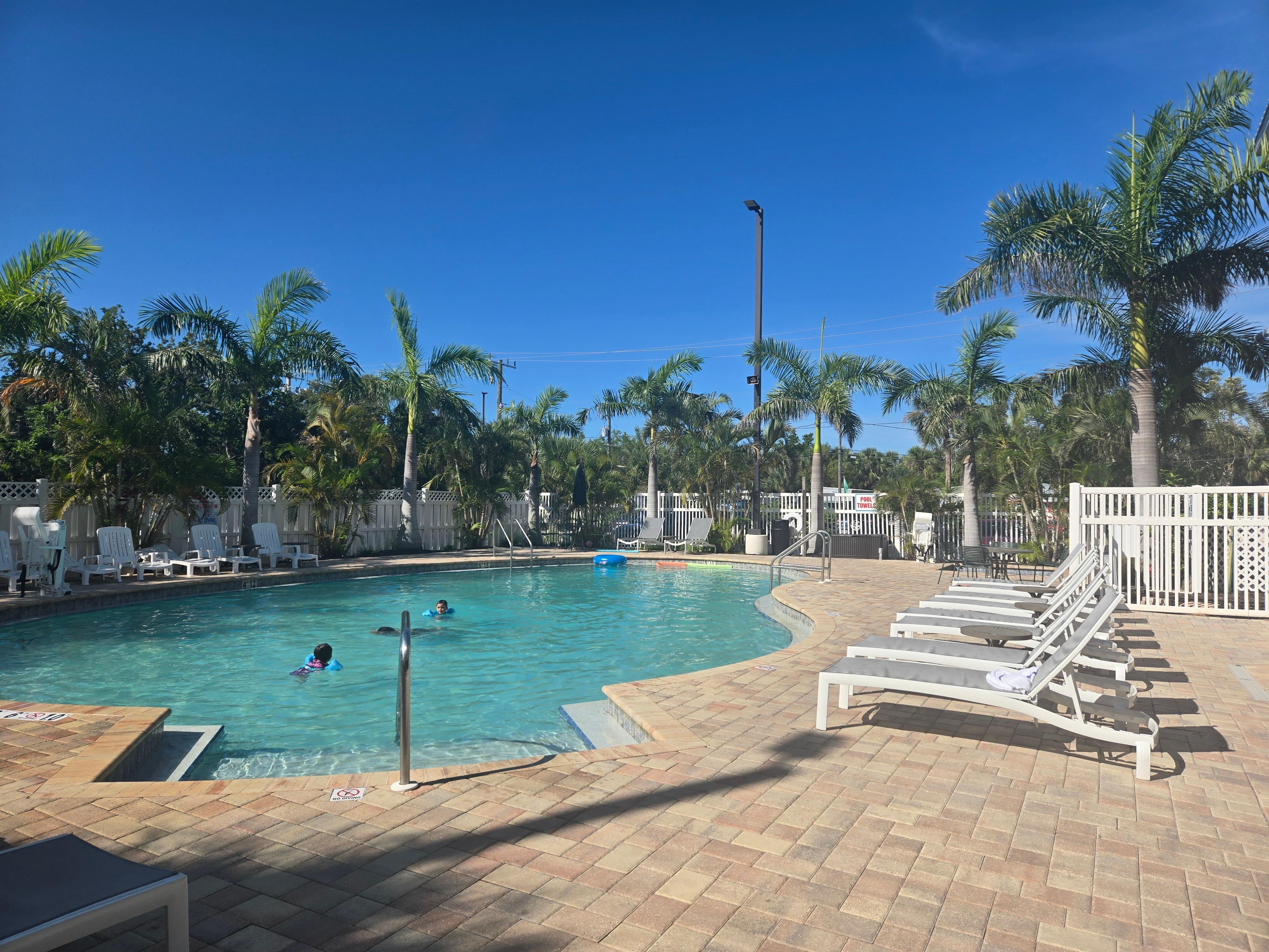 Nice tropical salt water pool
