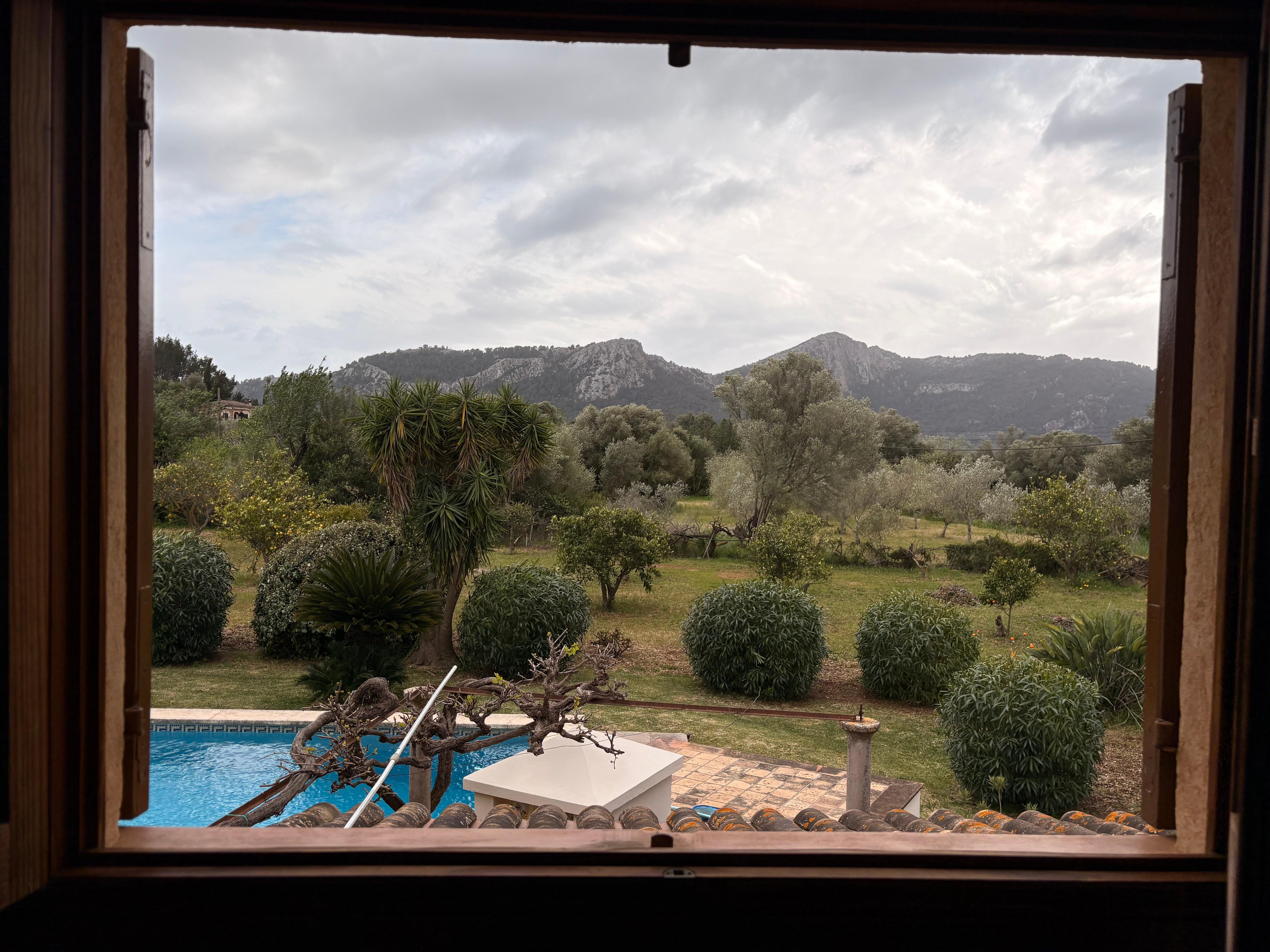 Uitzicht vanuit slaapkamer