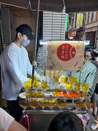 迪化街の飴屋さん。美味い。