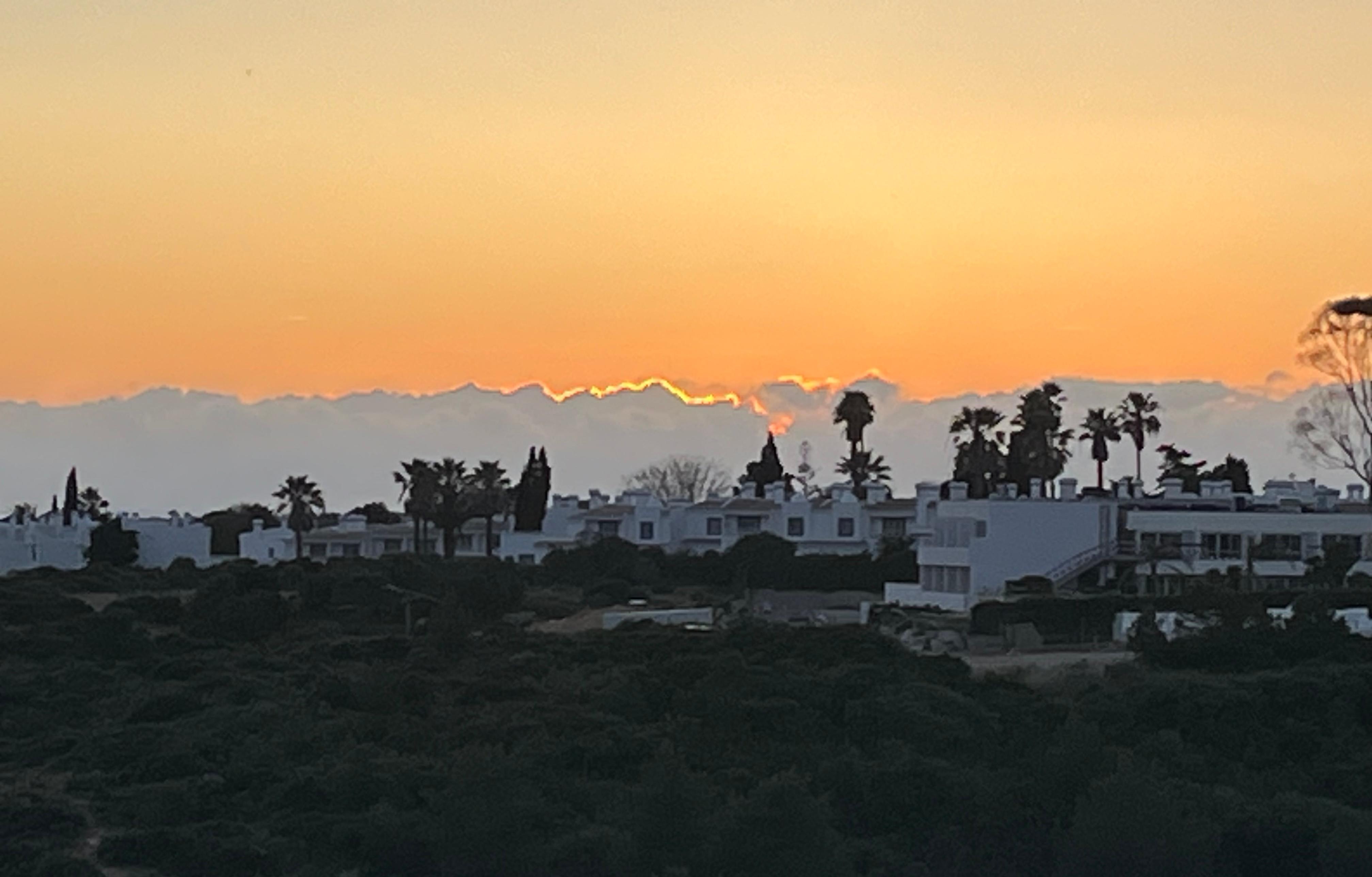 Coucher de soleil de l’appartement!