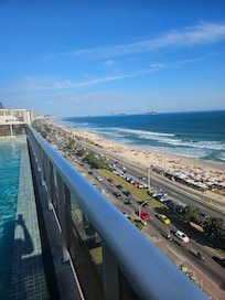 Visão da piscina, 11 andar