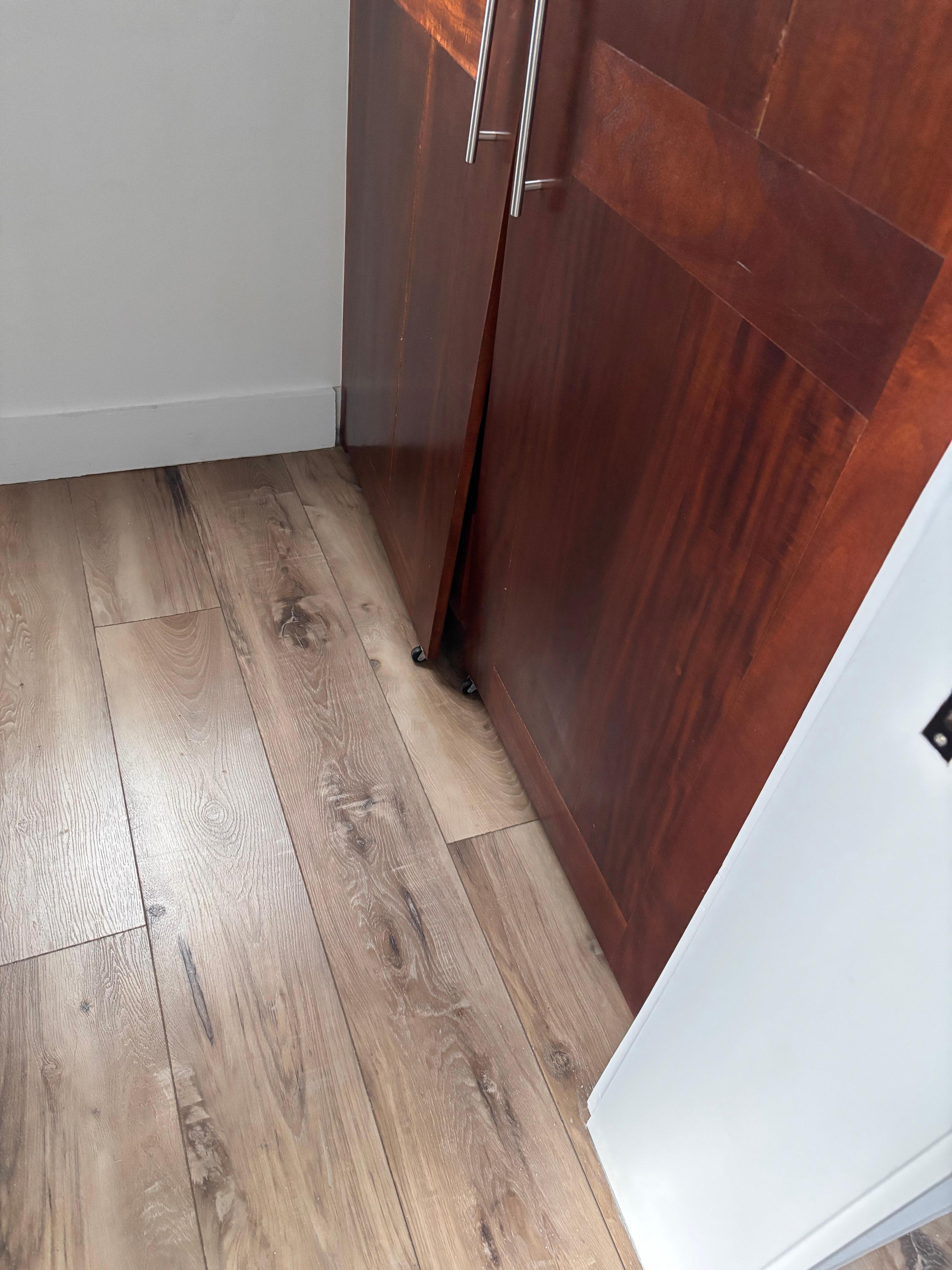 None of the drawers close well--shoddy construction. Everything feels like cheap stuff trying to be nice.