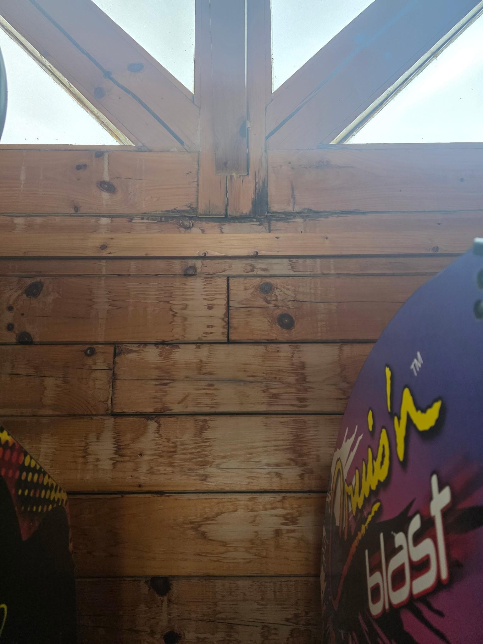 Stains from the leaks 