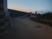 Wunderschöne Aussicht auf die Deicharbeiten inkl. kaum sichtbaren Zaun