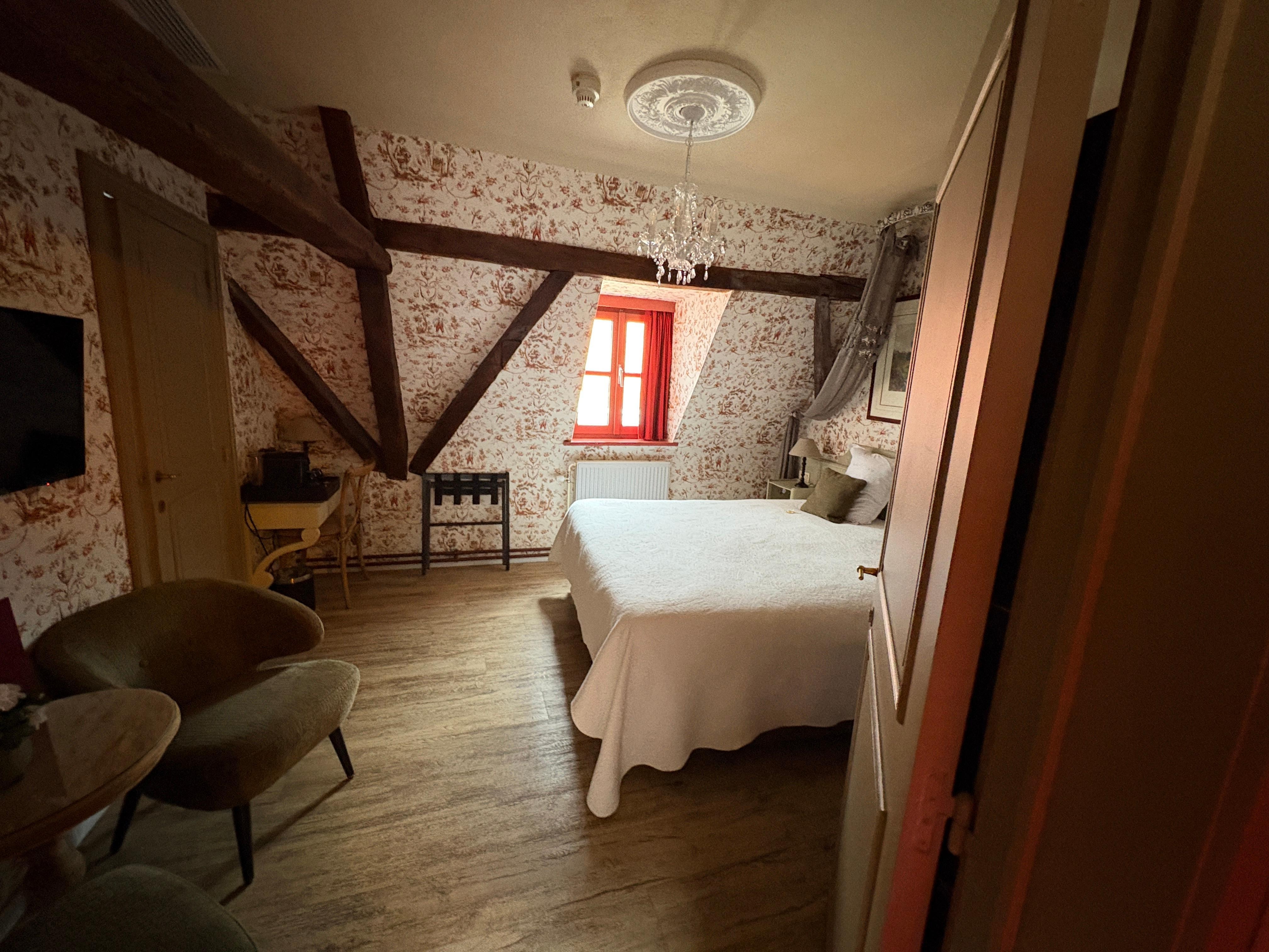 Room 20