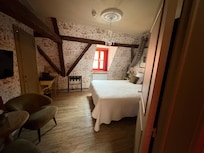 Room 20