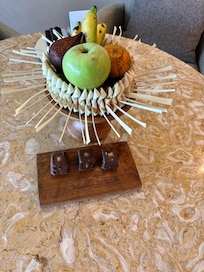 Room fruit