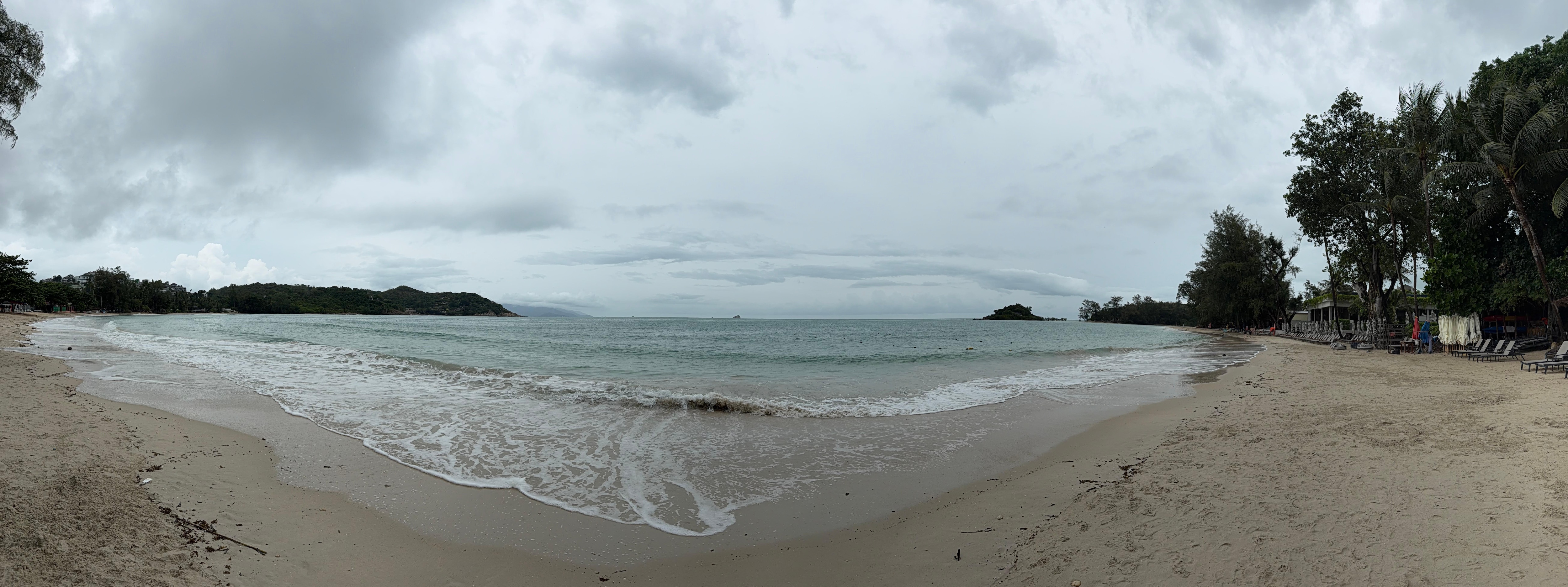Panoramic view of beach. 