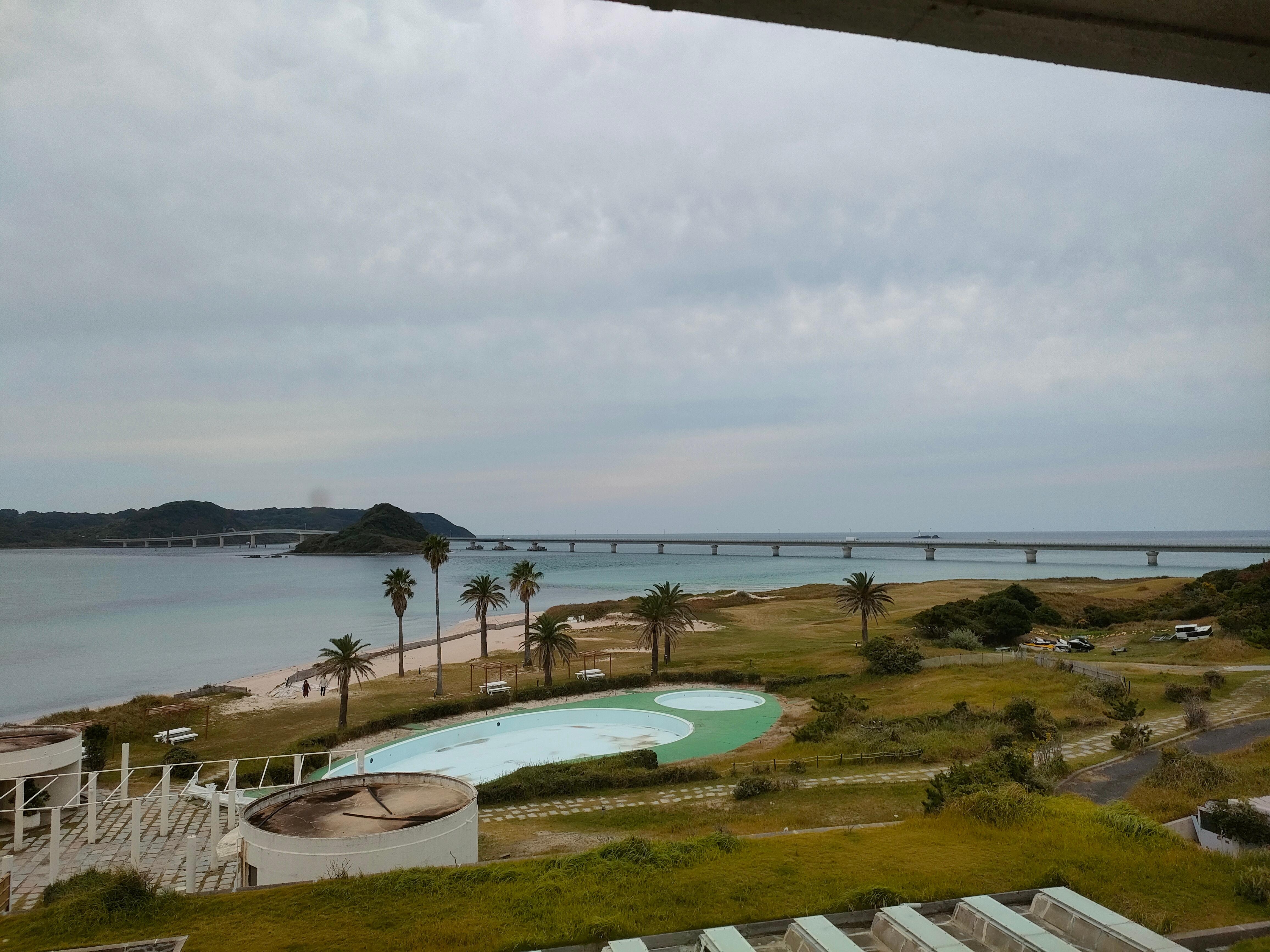 角島川の部屋からの眺めです。薄曇りでしたが最高でした。