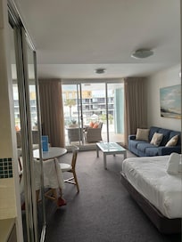 The room bar the spa bathroom