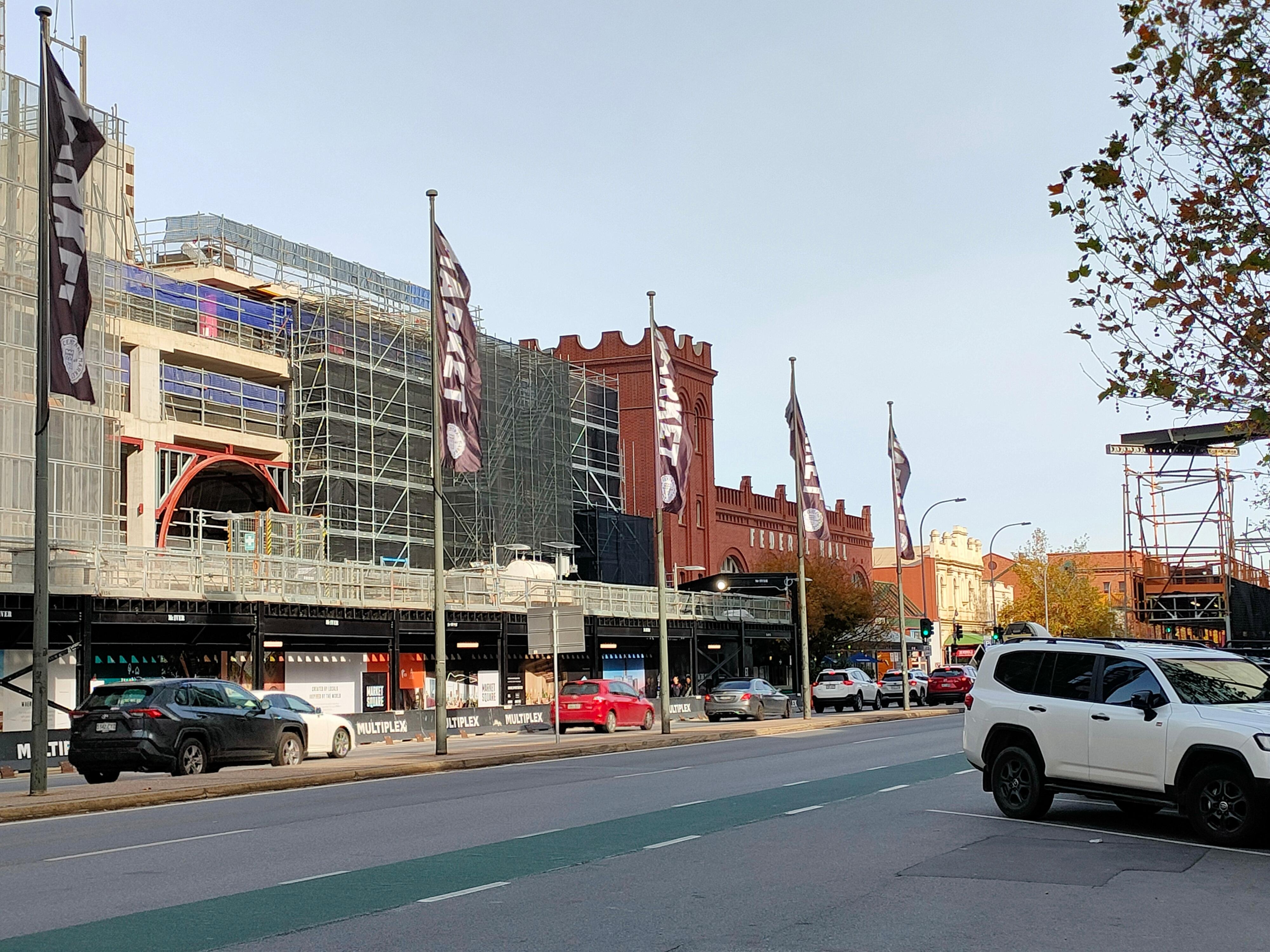 Walking distance to the Adelaide Central Markets