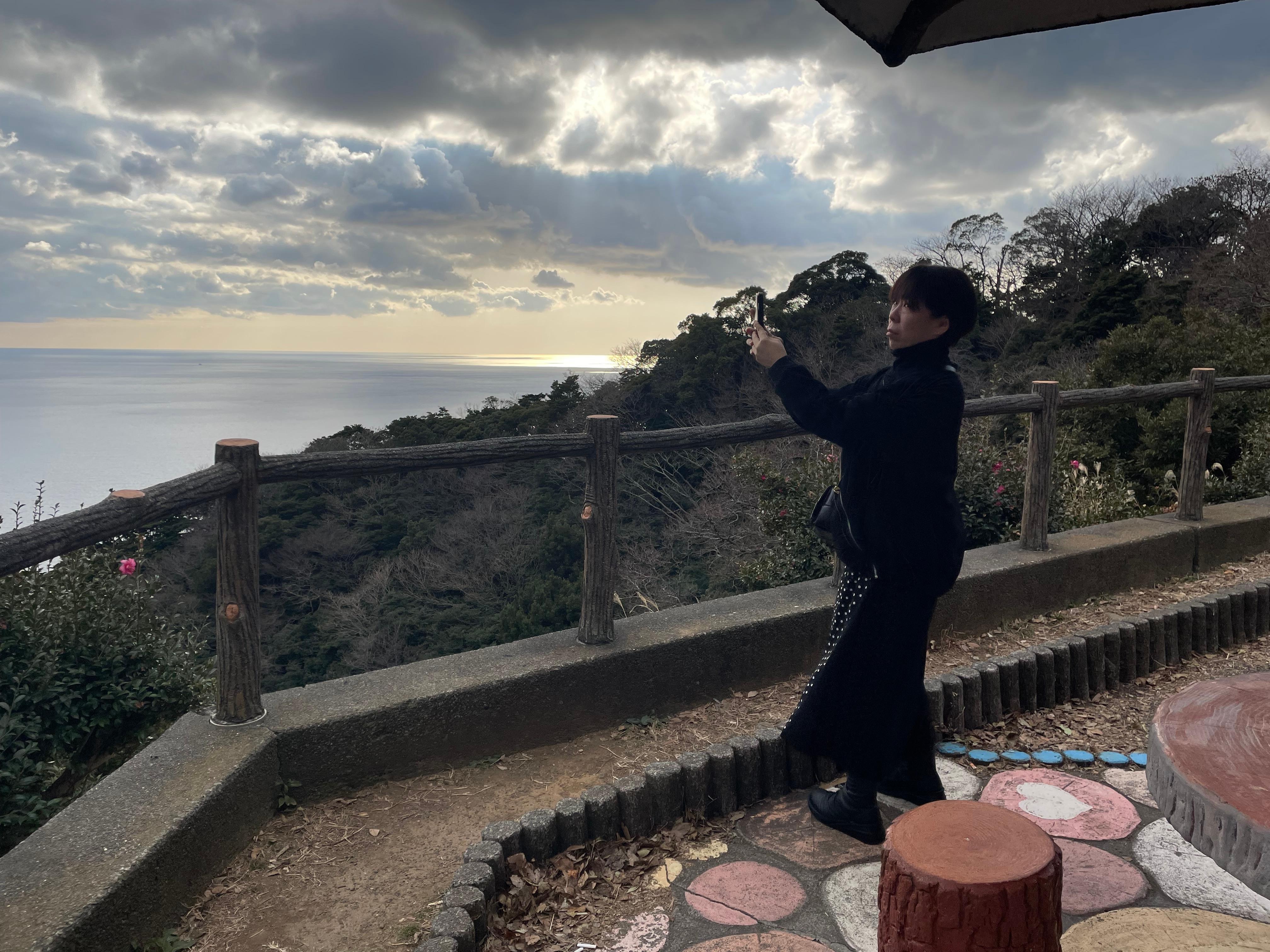 ホテルの近くの景色です。海が綺麗でした。